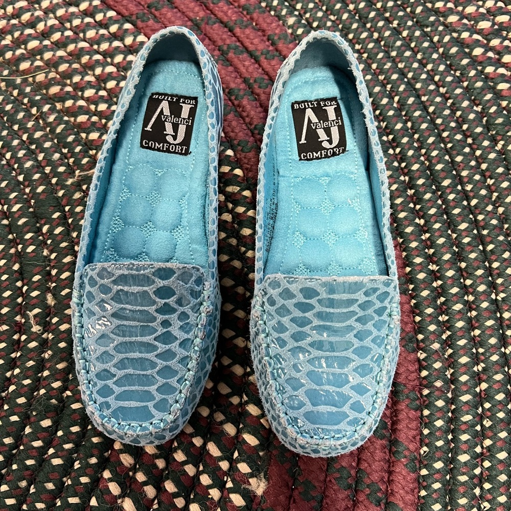 AJ,Valenci Womens loafer shoes